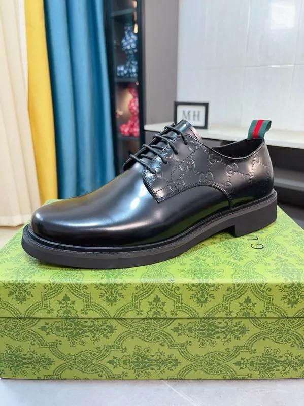 Gucci mns0703 Lace-Up Derby Shoes, source view 1, SKU mns0703