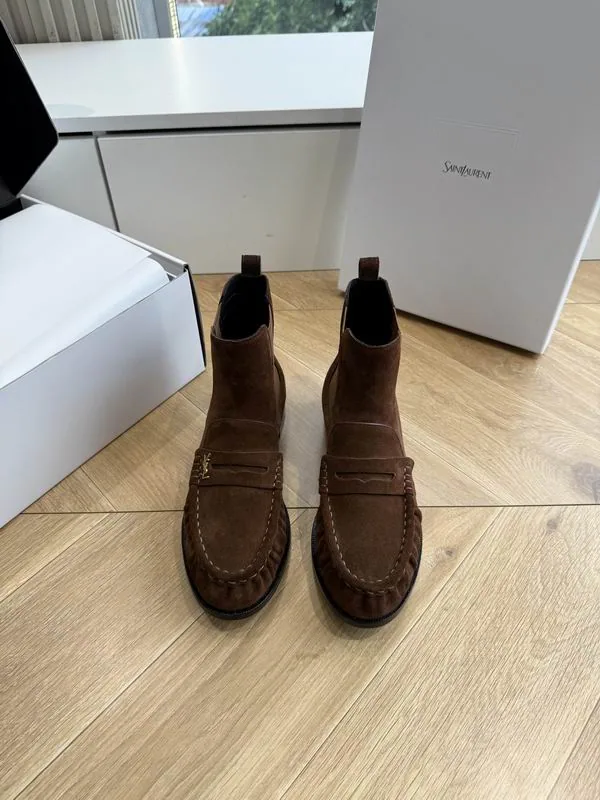 YSL mns0701 Chelsea Boots, source view 1, SKU mns0701