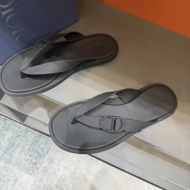 Dior mns0806 Logo-Strap Flip-Flops, source view 4, SKU mns0806