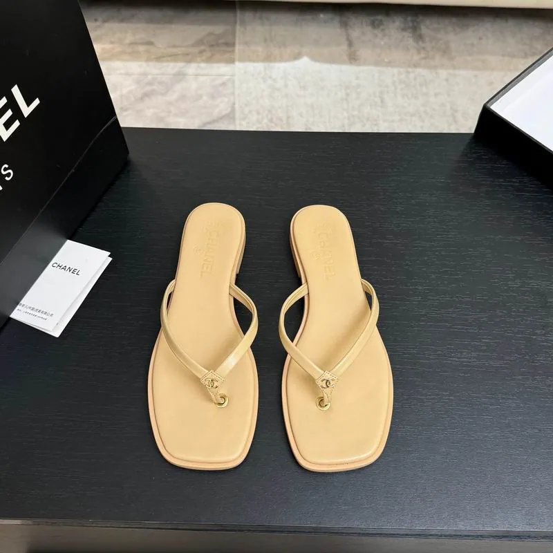 Chanel mns0804 Metallic-Detail Flip-Flops, source view 5, SKU mns0804