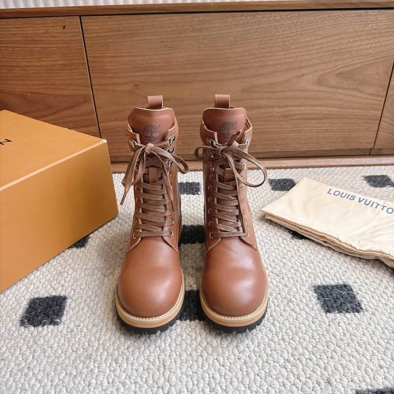 LV mns0803 Lace-Up Combat Boots, source view 3, SKU mns0803