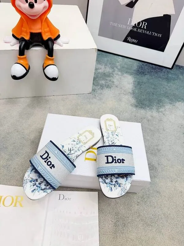 Dior jys36 Graphic-Strap Slide Sandals, source view 3, SKU jys36
