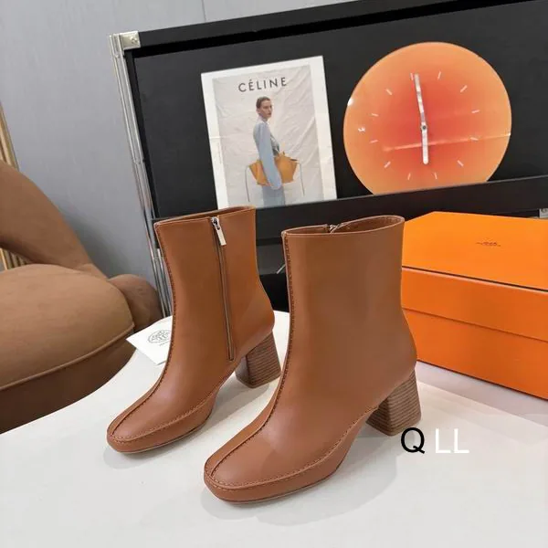 Hermes LL0806 Tan Ankle Boots, catalog view 1, LL0806