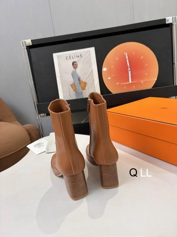 Hermes LL0806 Tan Ankle Boots, catalog view 4, LL0806
